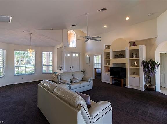 4th image of 2628 SW 42nd Ln