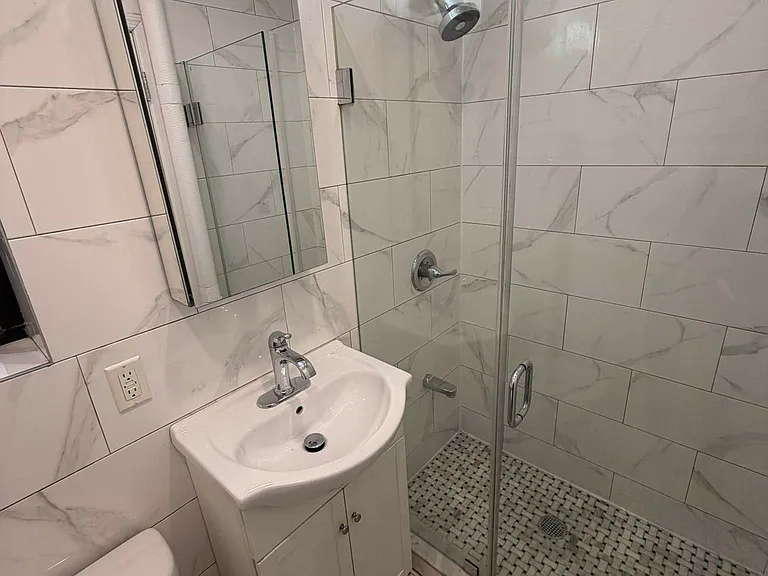 115 E 27th St #3C — Photo 5