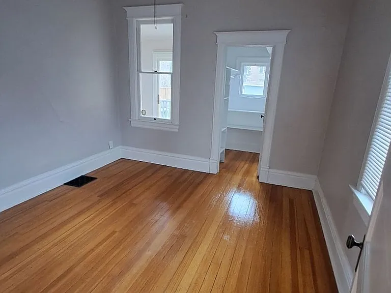 1011A N Corona St — Photo 14