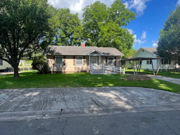 719 Miller Dr, Warner Robins, GA 31093