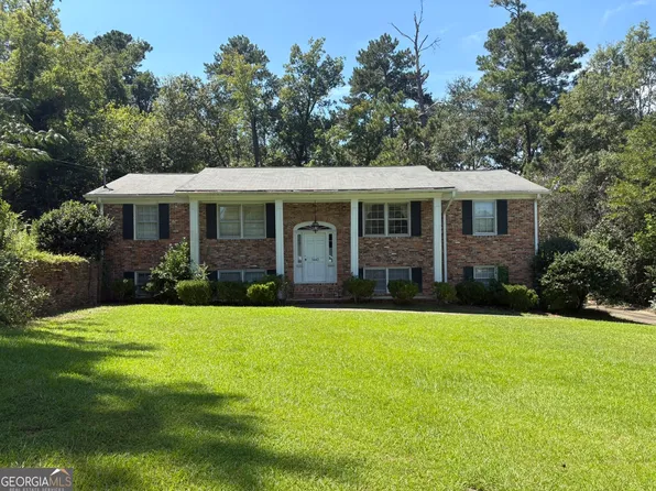 1442 Maplewood Dr, Macon, GA 31210