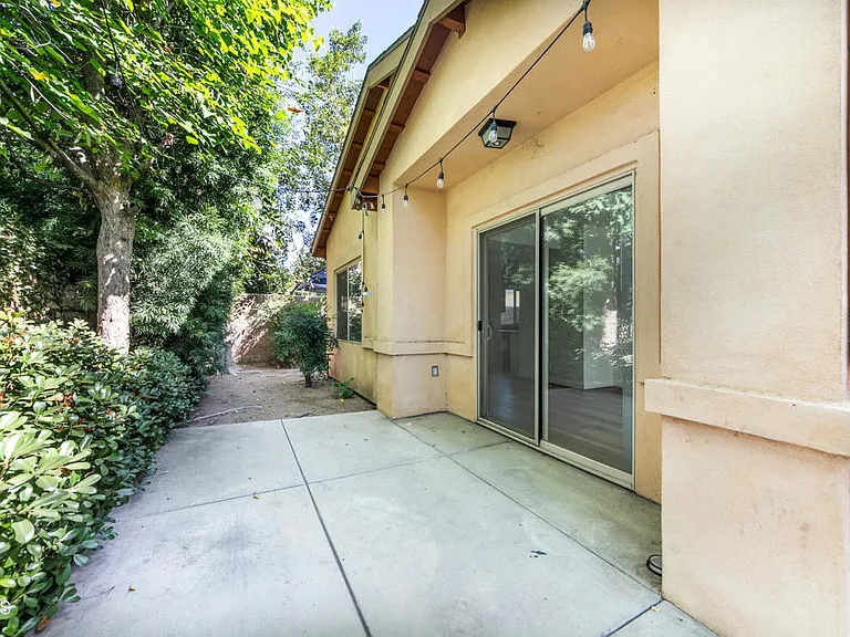 693 Cypress Ave — Photo 26