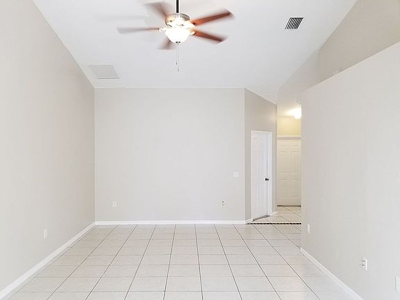 3rd image of 614/616 SE 13th St