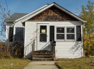1021 Oakland Ave, Waukesha, WI 53186
