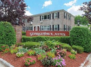 6705 152nd St #218B, Flushing, NY 11367