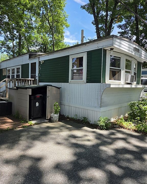1st image of 270 Littleton Rd Trlr 5
