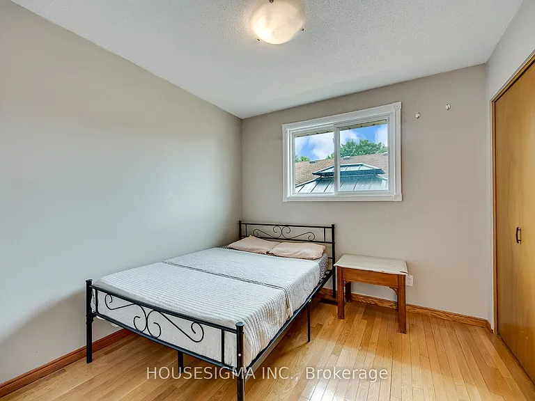 115 Scenic Wood Cres — Photo 15