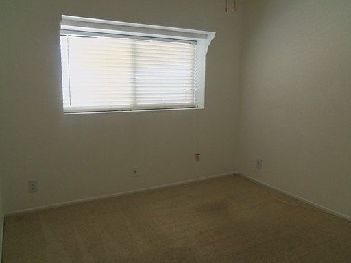 3rd image of 73760 Desert Dunes Dr