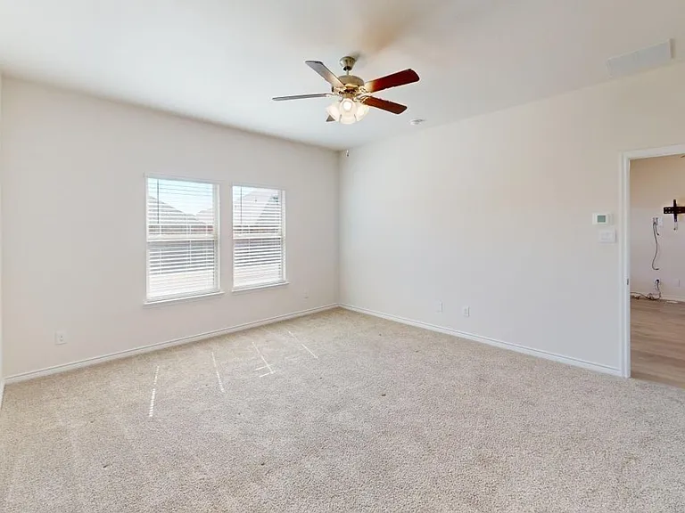 1526 Forever Way — Photo 8