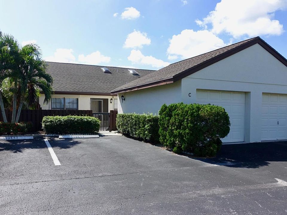 1st image of 1574 SW Silver Pine Way #105