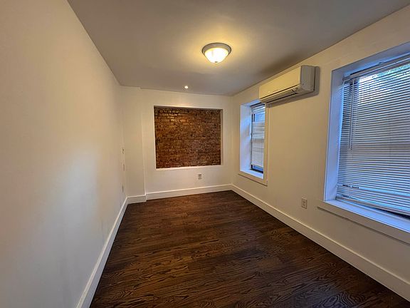 5th image of 207 Mac Donough St #1