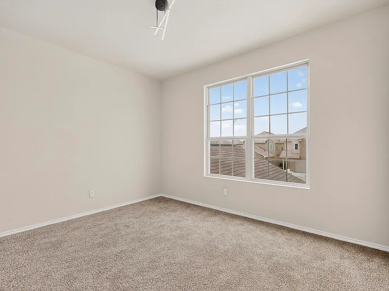 10422 Green Lake Dr — Photo 26