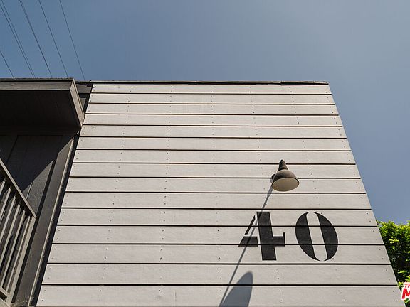 2nd image of 40 18th Ave #2