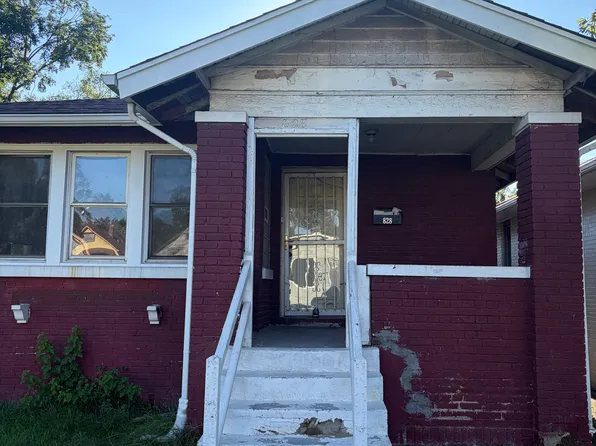 828 Johnson St, Gary, IN 46402