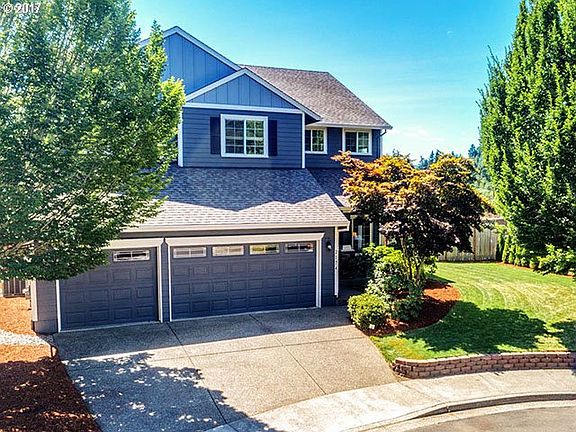 2nd image of 2174 N Kamiakan Dr