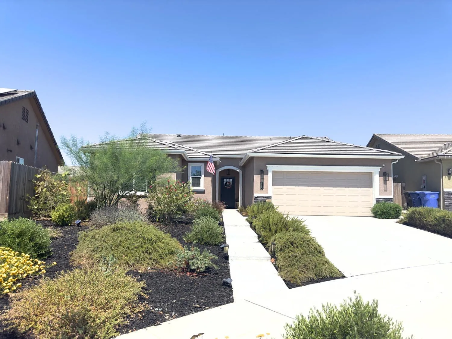 715 Lazo Ct photo 1