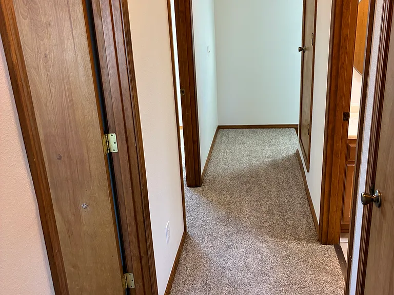 277 S Knott St — Photo 23