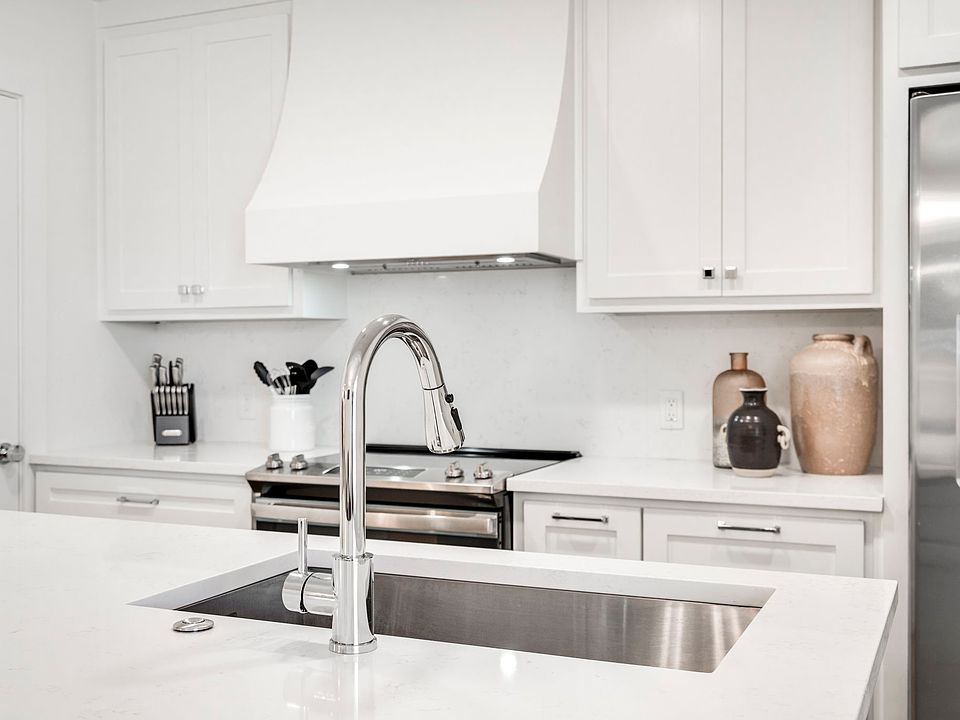 Kitchen - furnished. This is a furnished home.