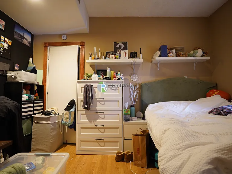 11 Vernon St #1 — Photo 8