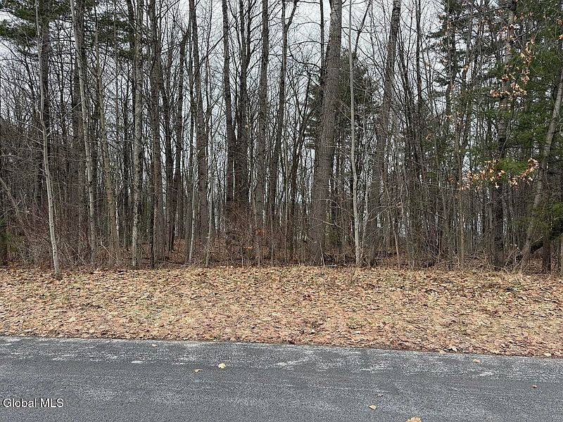 5th image of 110 Trask Lane