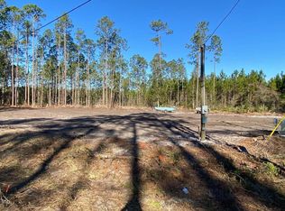 128 MEADOWS Road, Interlachen, FL 32148