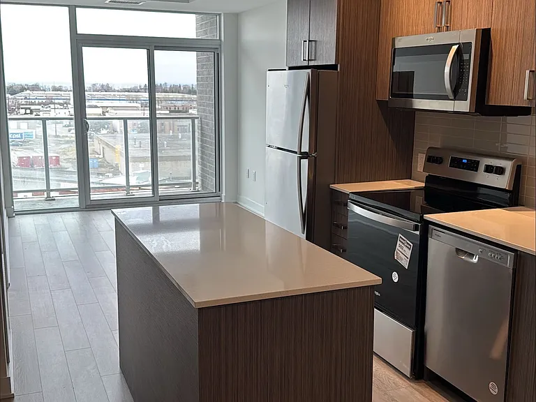 2782 Barton St E #608 — Photo 1