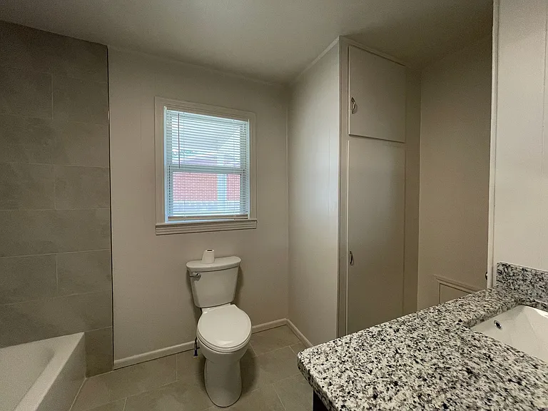 1112 N 9th St — Photo 13