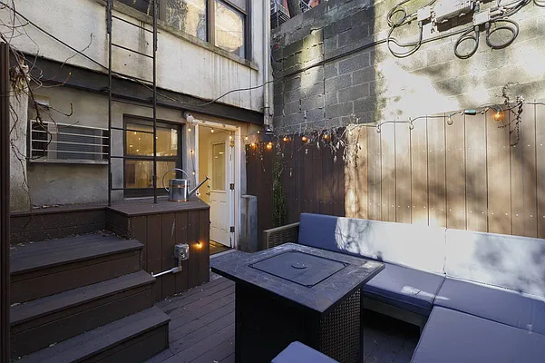 Rented by Avenues Real Estate | media 14