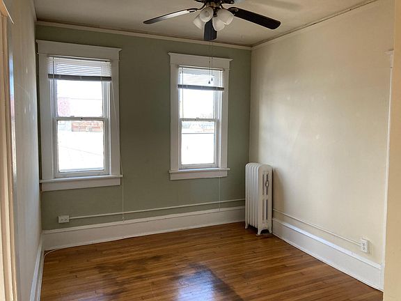3rd image of 2806 W Cary St APT 10