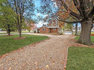 1 Tammy Ln, Saint Charles, MO 63304