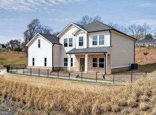 1226 Bloomsbury Ln, Gainesville, GA 30501