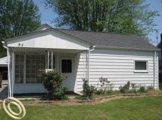 28940 Bock St, Garden City, MI 48135
