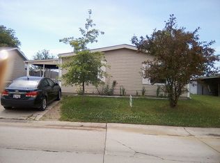46 Fountain Lake Dr, Greenfield, IN