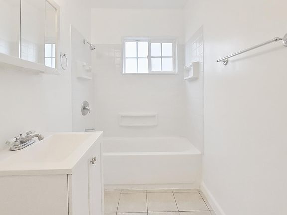 5th image of 1812 W Sumac Ln #3A