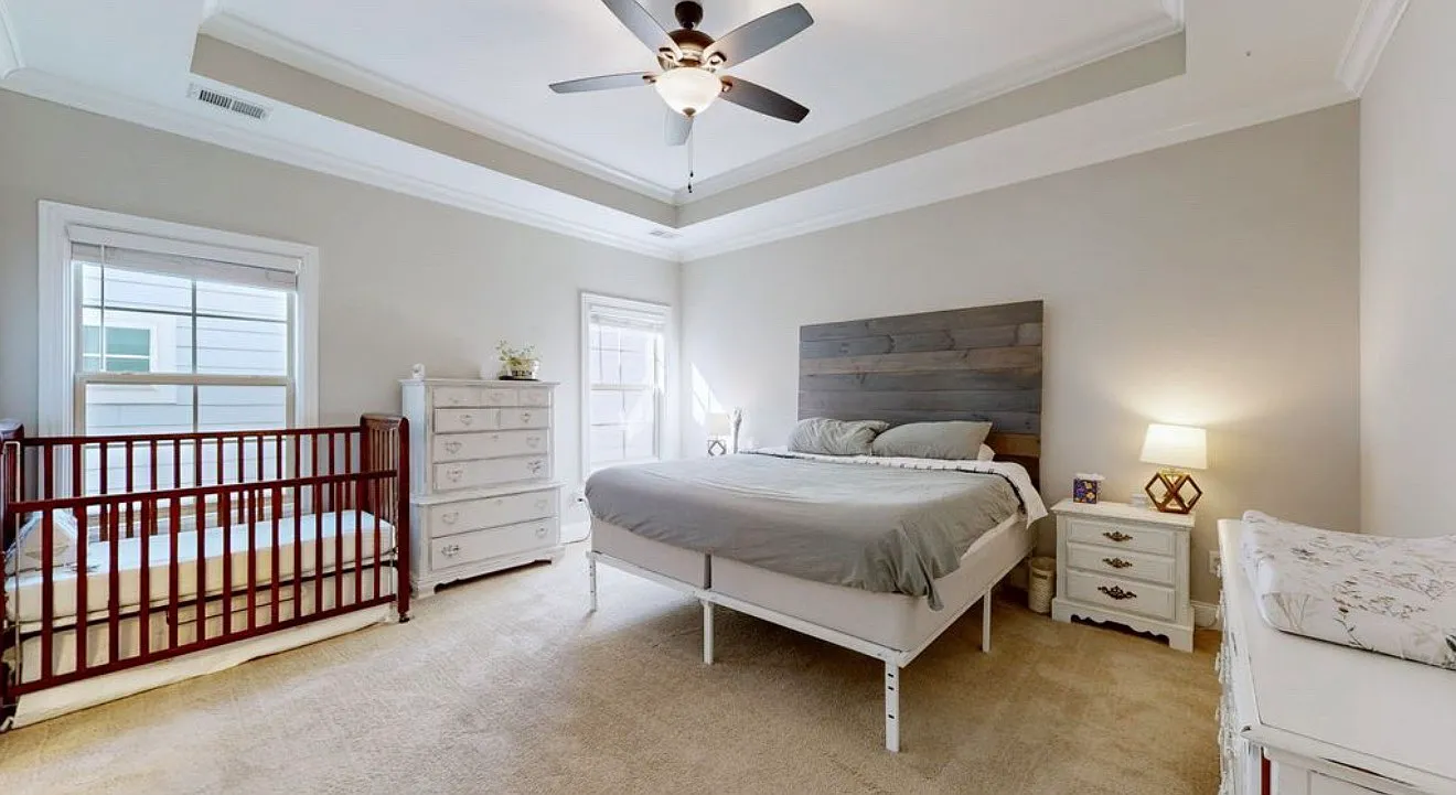3 bed, 1634 sqft, $2,600 — Photo 4