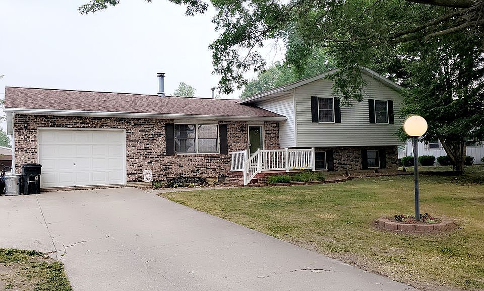 712 Newton Ave, Kahoka, MO 63445 Zillow