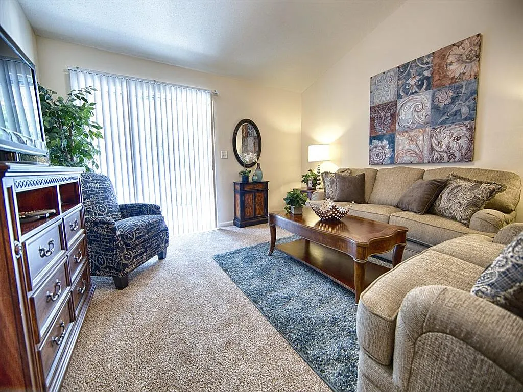 Mountain View Apartment Homes — Photo 4