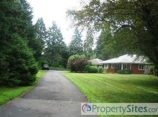 3470 Reservoir Rd, Hellertown, PA 18055