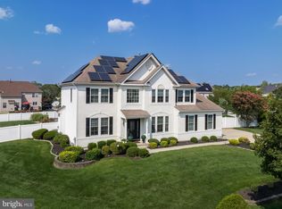 7 Hibiscus Ct, Lumberton, NJ 08048