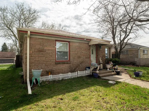 4826 North 76th STREET, Milwaukee, WI 53218