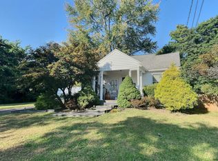 110 Iowa Ave, Rensselaer, NY 12144