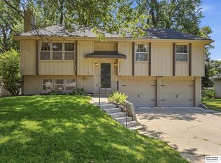 13579 Stanford St, Omaha, NE 68144