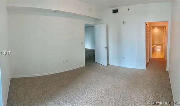 4th image of 951 Brickell Ave APT 815O