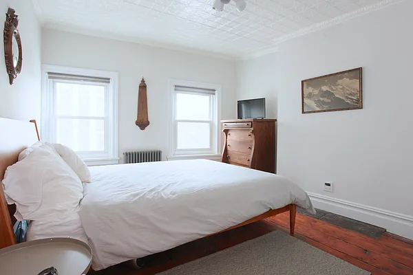 Rented by Corcoran | media 2