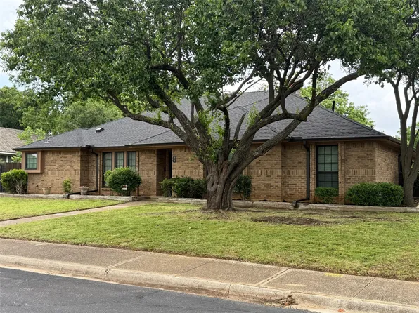 8 Ridge Dr, Hickory Creek, TX 75065