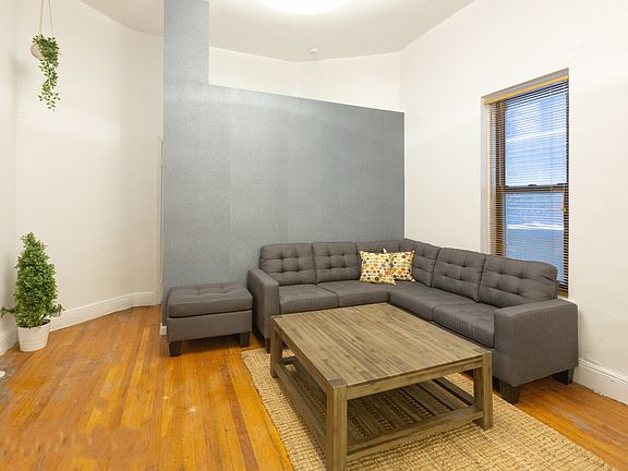 4th image of 75 2nd Ave APT 1