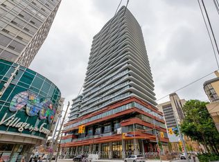 280 Dundas St W #706, Toronto, ON M5A 3W1