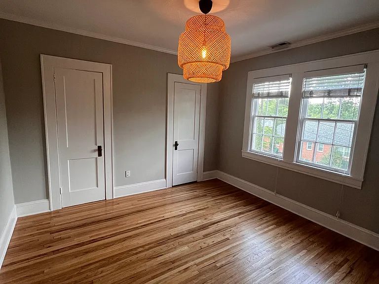 Bedroom with 2 closets