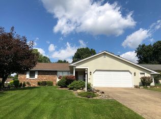 786 Trailwood Dr, Youngstown, OH 44512