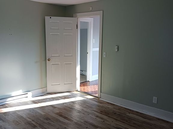 5th image of 33-37 Pratt St